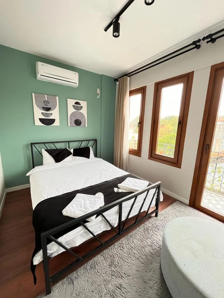 Image 3 of The pillo loft