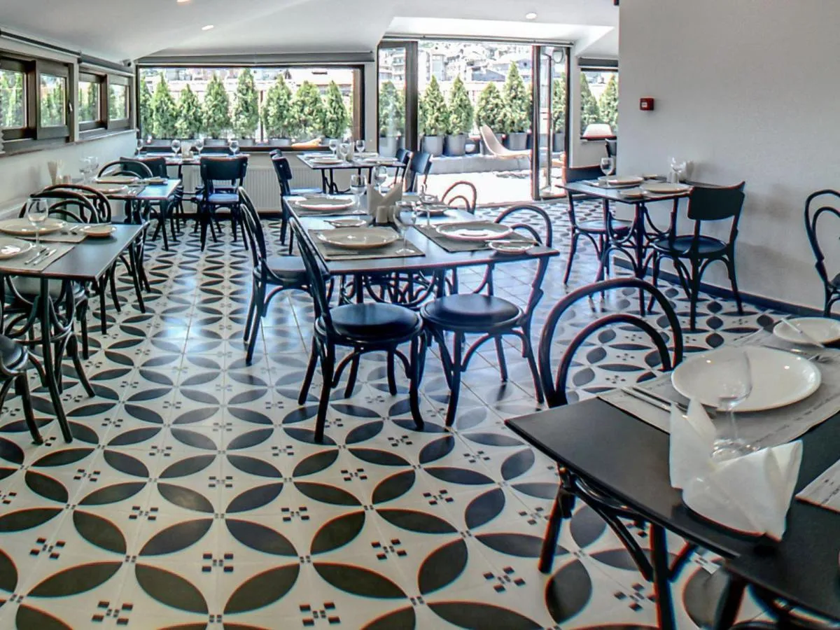 Image 2 of Tophane Suites
