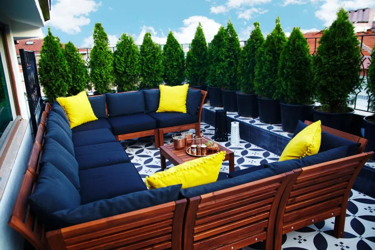 Image 4 of Tophane Suites