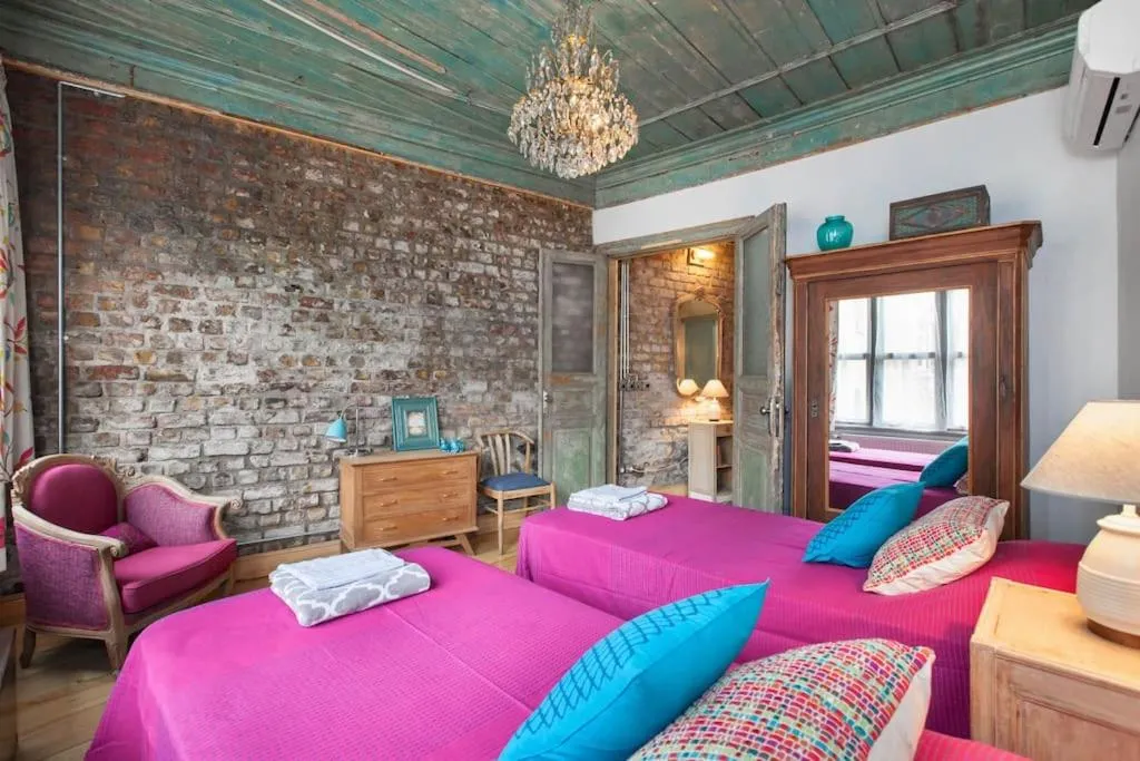 Image 4 of Turquoise House Featured in Elle Decor Magazine