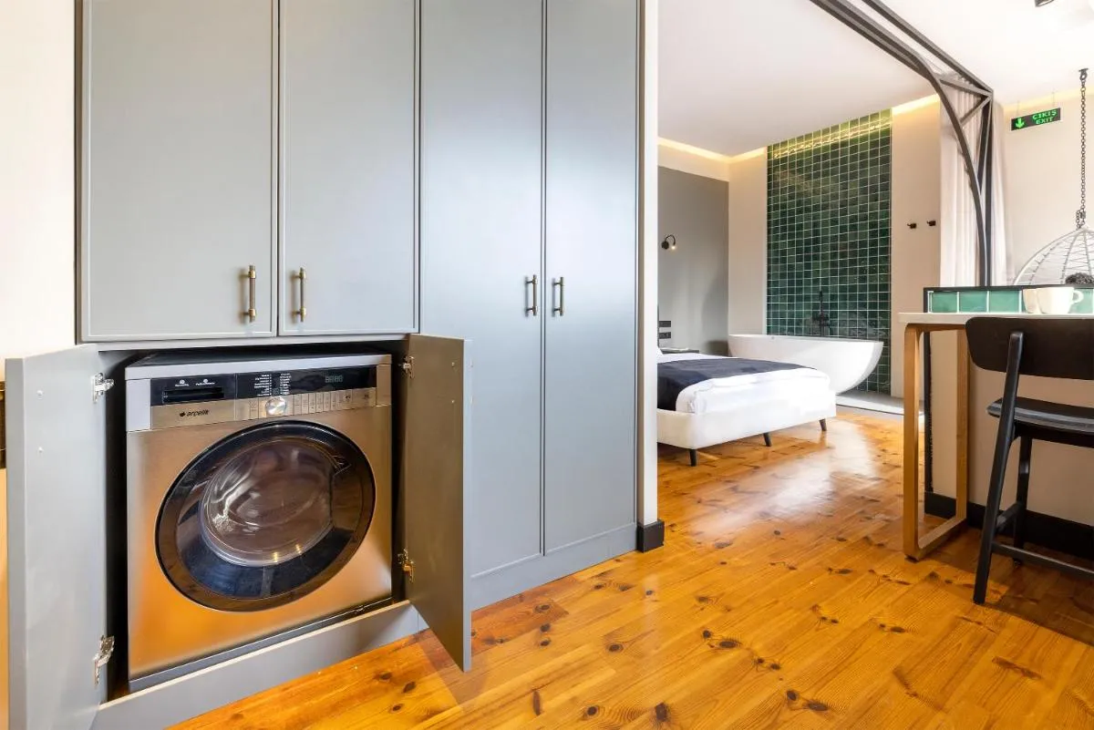Image 2 of Upside Apartments