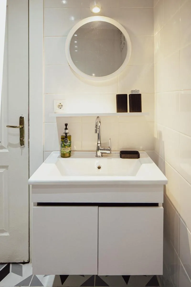 Image 5 of Uraya Suites