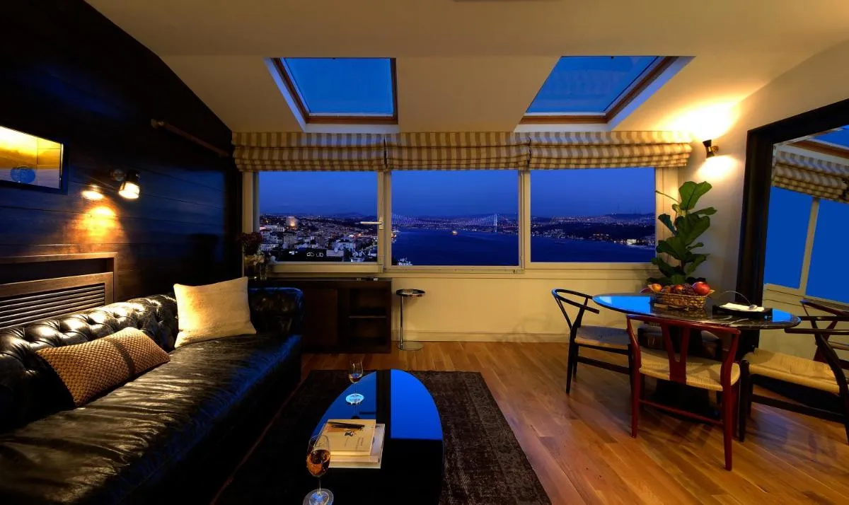 Image 6 of Urban Suites