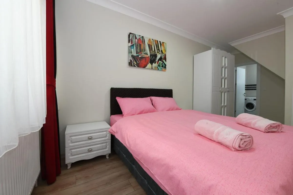 Image 1 of Uzay Suite 1