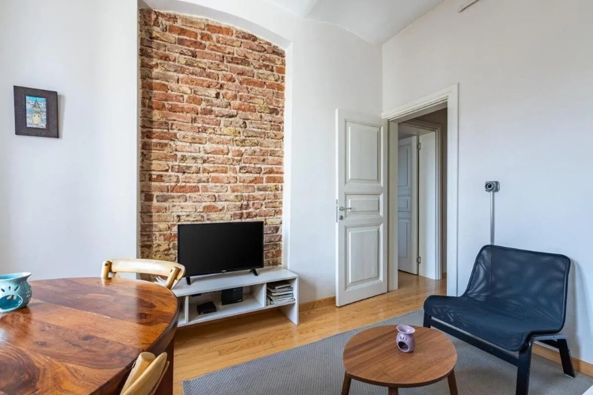 Image 4 of Warm Cozy Charming 2bd2bath Galatatower Gem! #256