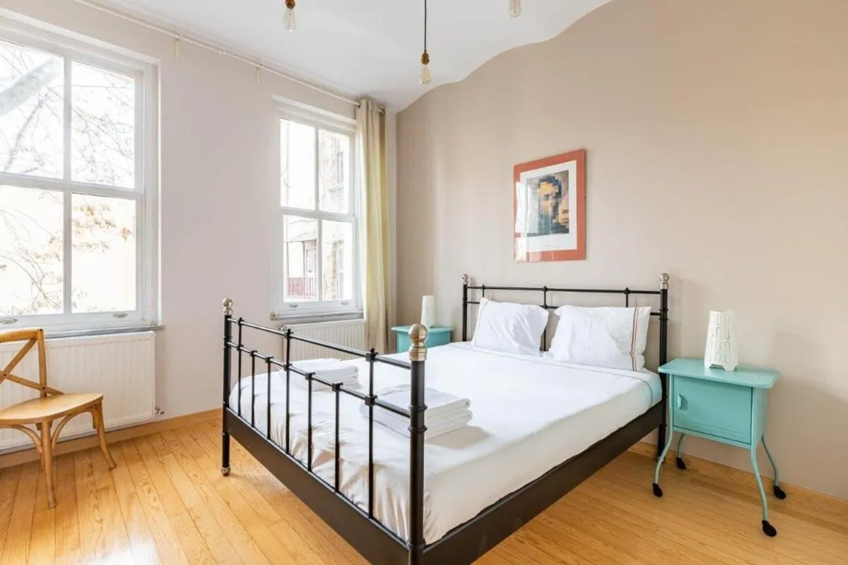 Image 1 of Warm Cozy Charming 2bd2bath Galatatower Gem! #256