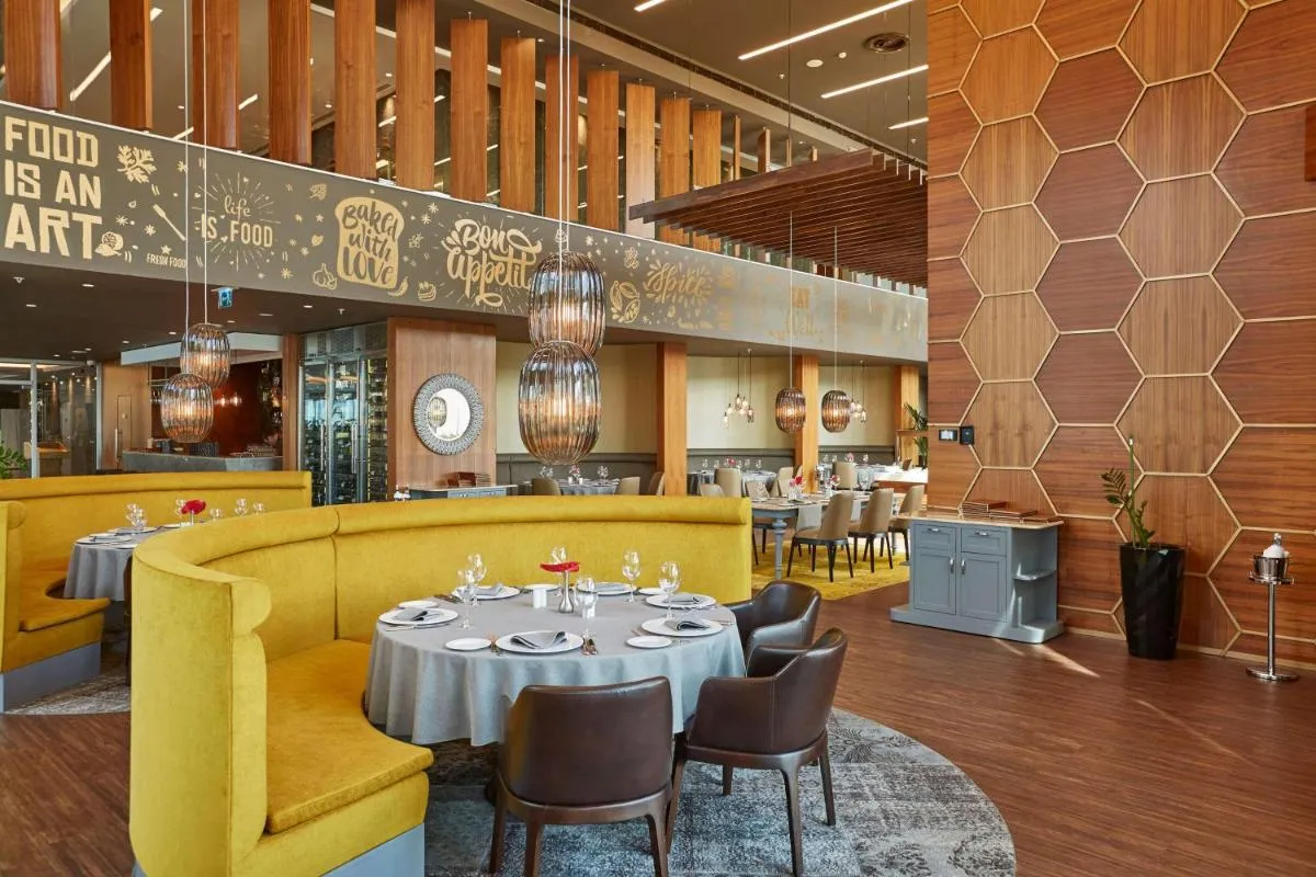 Image 2 of Wyndham Grand Istanbul Levent Hotel & Conference Center