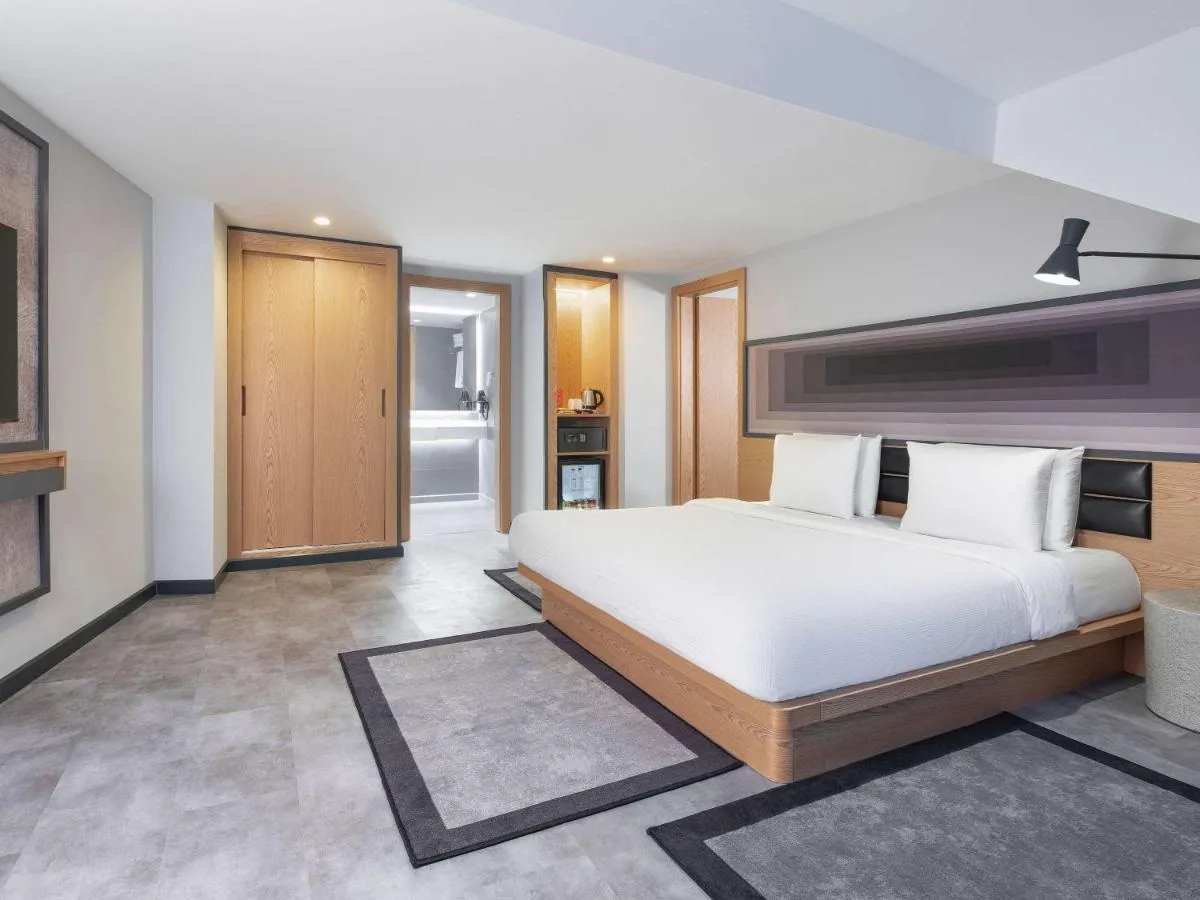 Image 1 of ibis Istanbul Sisli