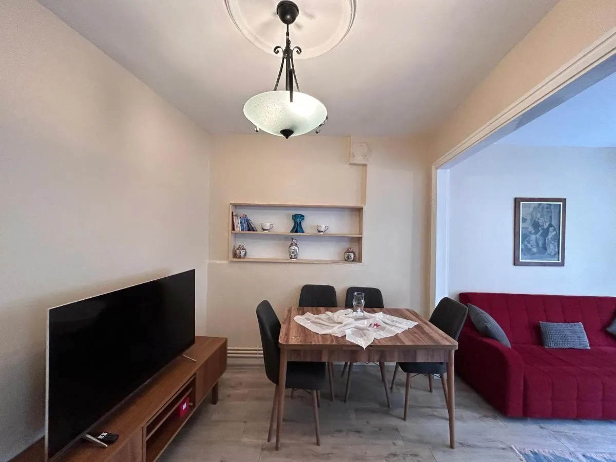 Image 4 of 1001 Boutique House