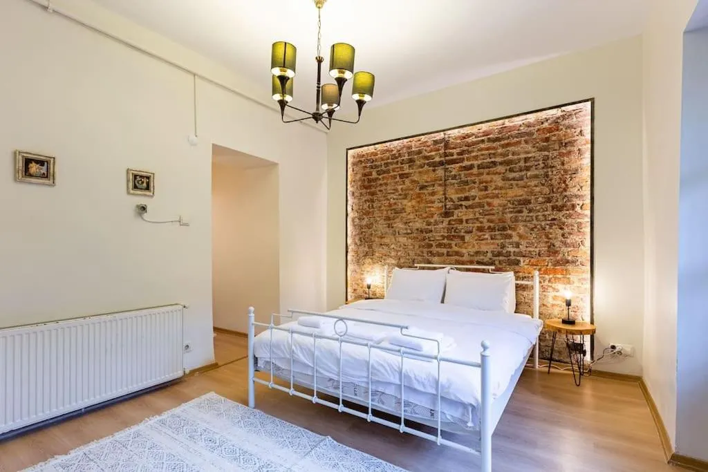 Image of 1BR Central Flat 5 Min Walk to Istiklal in Beyoglu