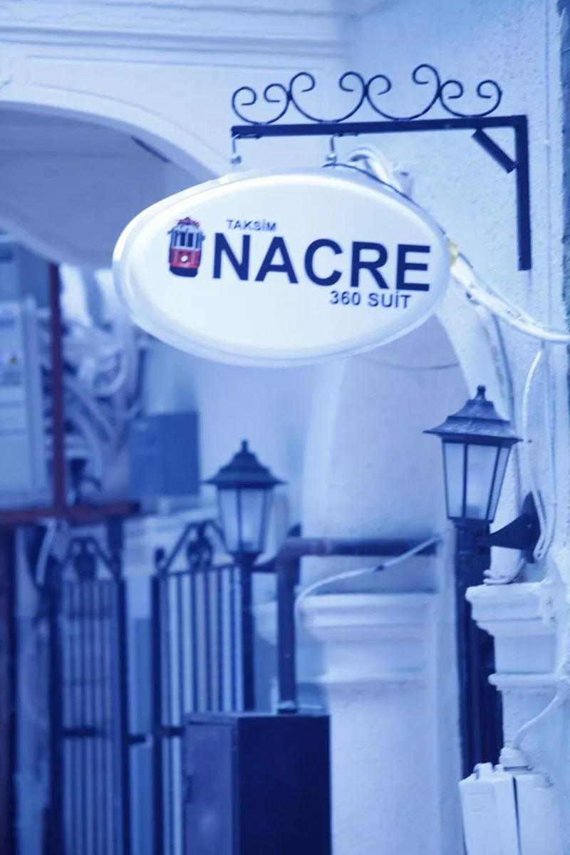 Image 3 of 360 SUIT NACRE
