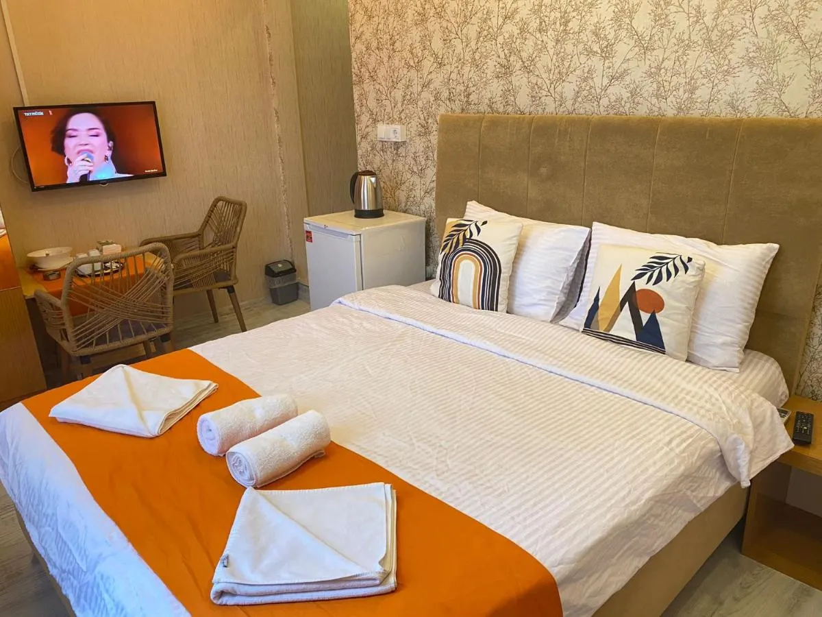 Image 2 of AURA HOTEL