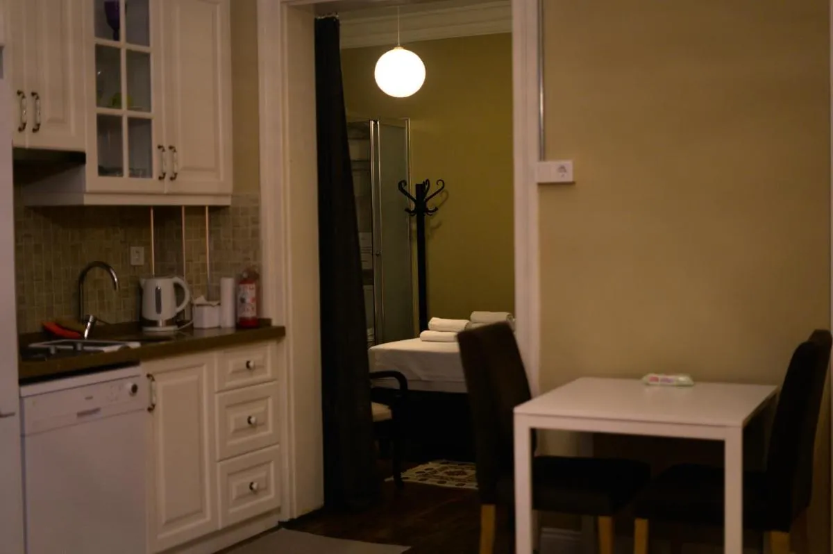 Image 2 of Agus Flats Galata