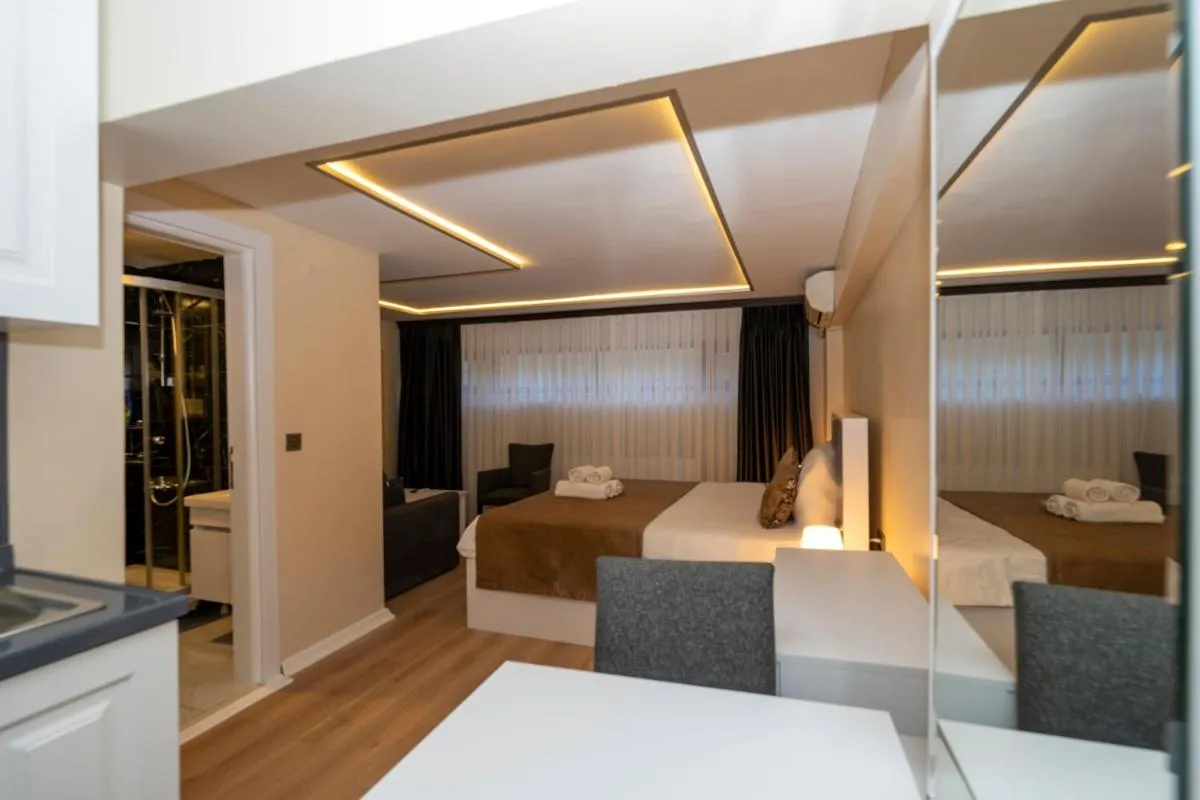 Image 3 of Aiza Suites