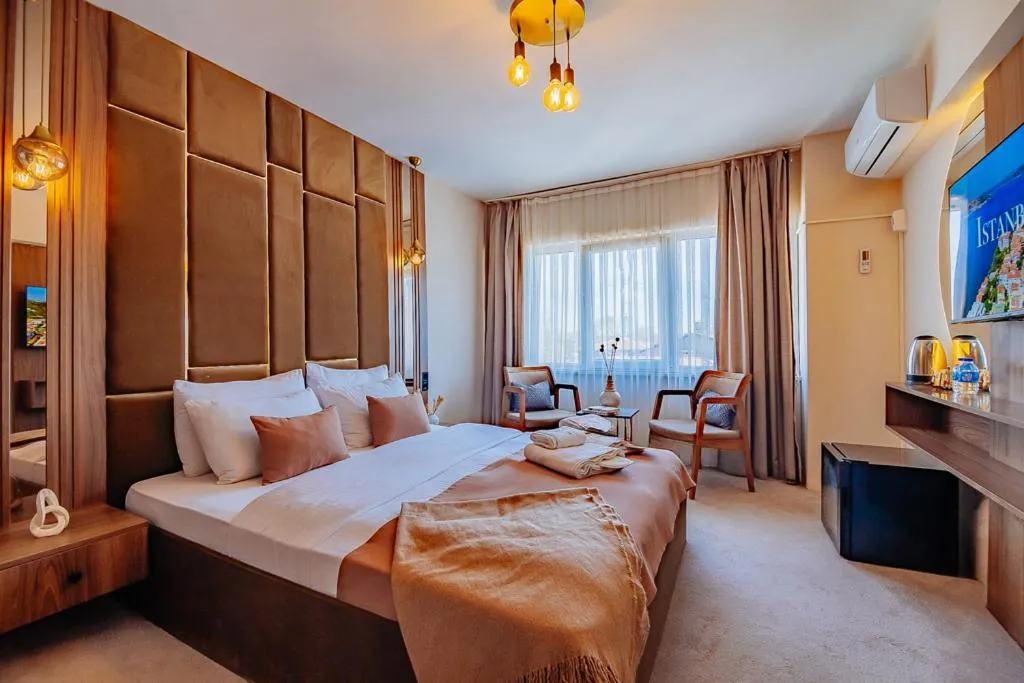 Image 2 of Ali Khan Hotel