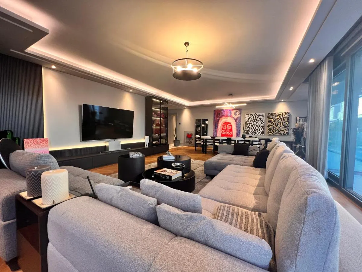 Image 2 of Amazing Luxury Large 4 Bedroom Apt Istinye Park 1 min 250m2