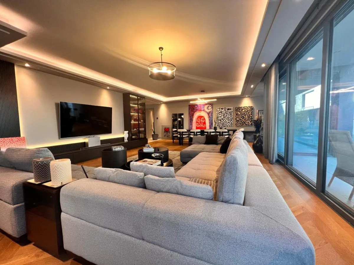 Image 3 of Amazing Luxury Large 4 Bedroom Apt Istinye Park 1 min 250m2