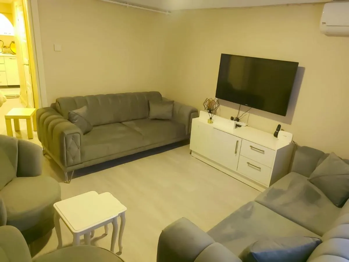 Image 2 of Amazing SULTANAHMET Apartment 2