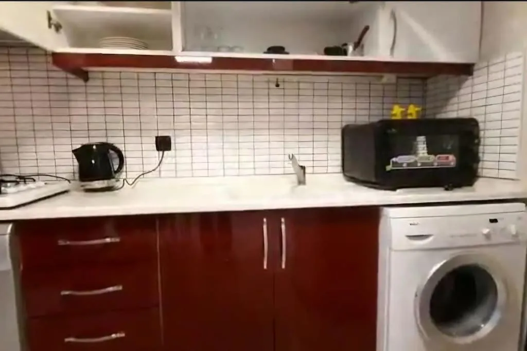 Image 6 of Apartment in Al Fateh area 7 2 3
