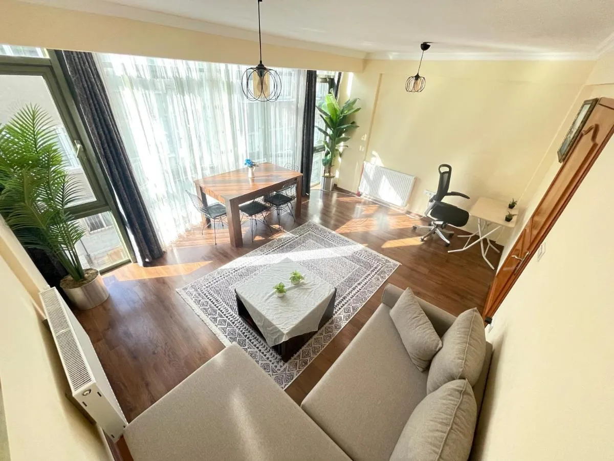 Image 2 of Apartment in Historic Uskudar