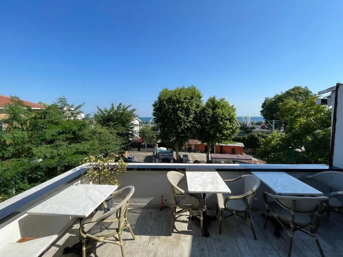 Image 5 of Arat Apartments