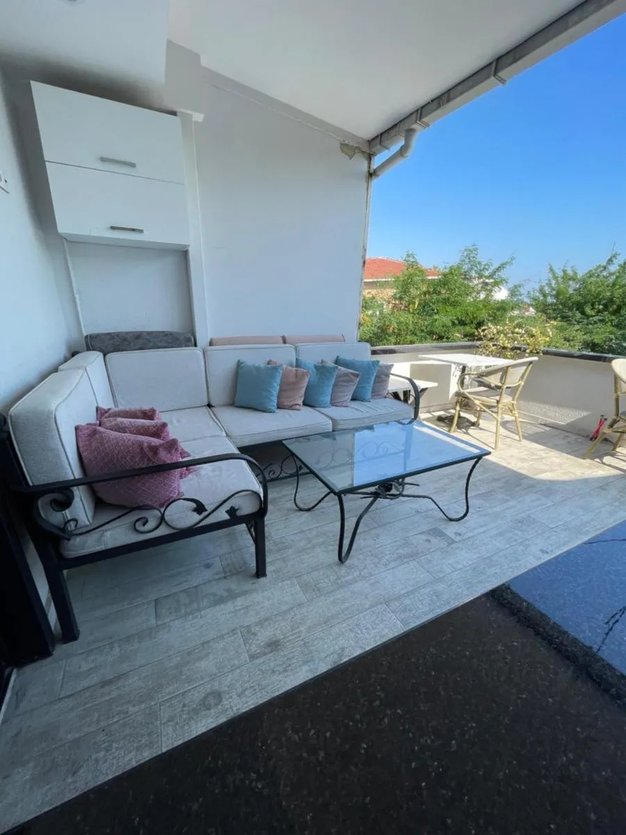 Image 4 of Arat Apartments