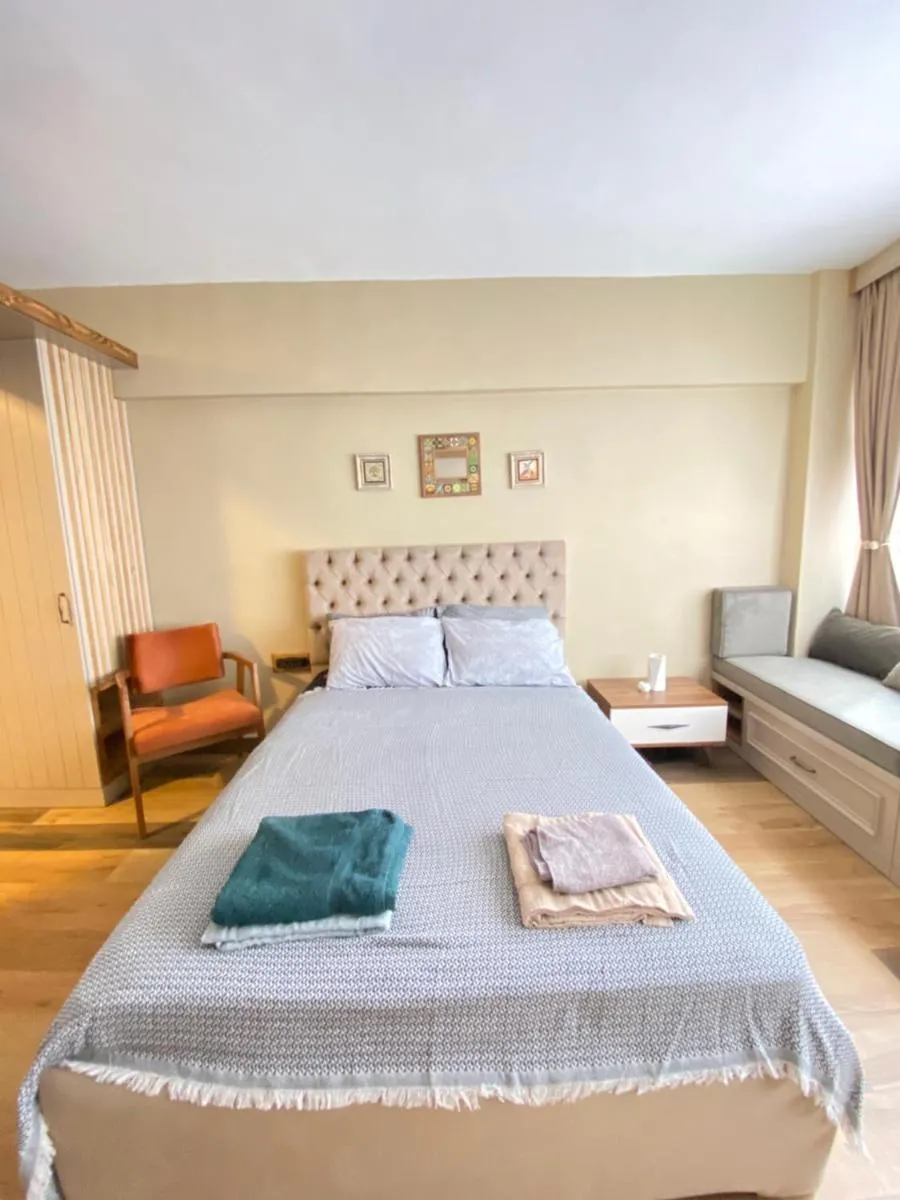Image 1 of Architect Design – Equipped flat in central Kadıköy