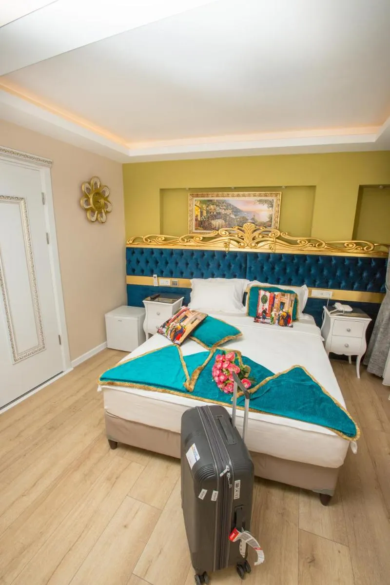 Image 3 of Atlantis Royal Hotel