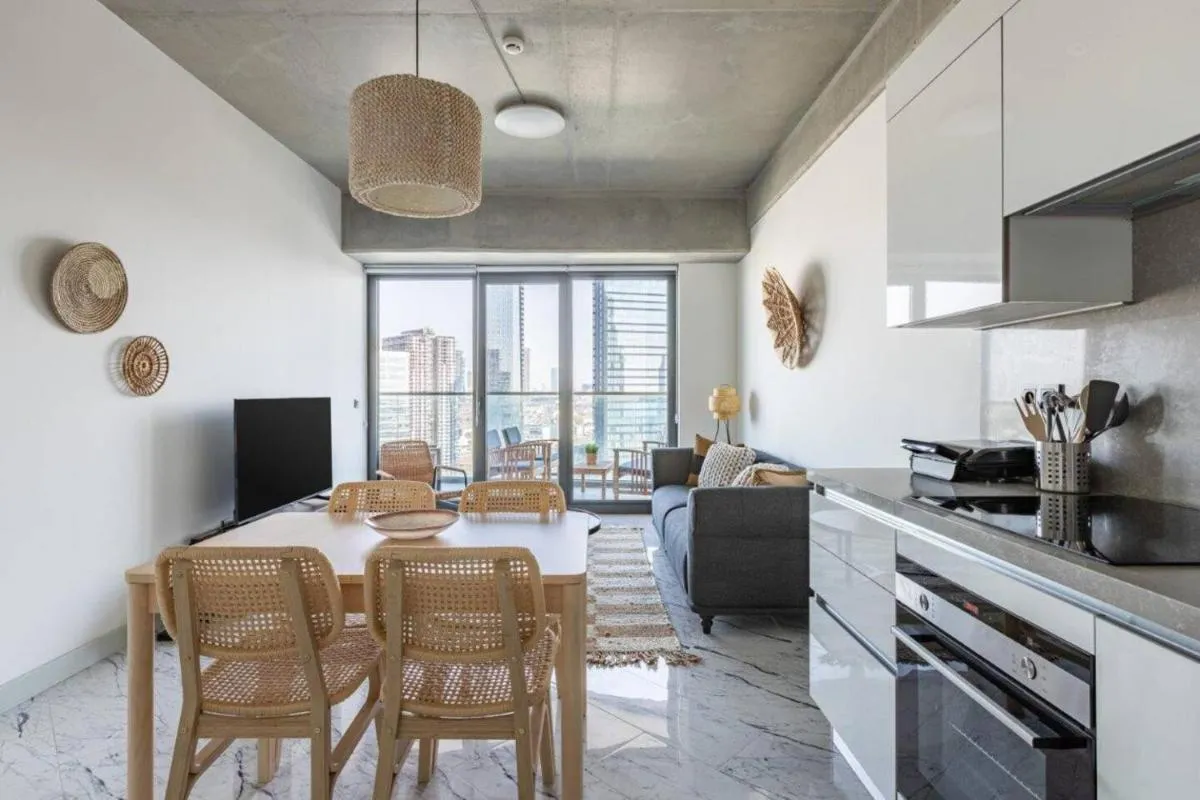 Image 3 of Beautiful Bright 2bed – Parkingpoolterrace! #341