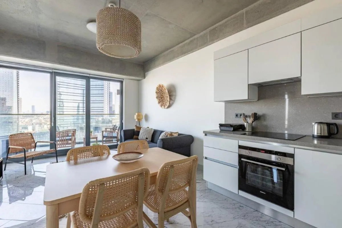 Image 6 of Beautiful Bright 2bed – Parkingpoolterrace! #341