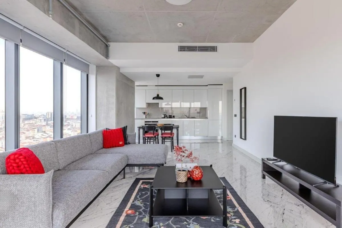Image 3 of Beautiful Elegant 1bd Private Terrace Gem! #333