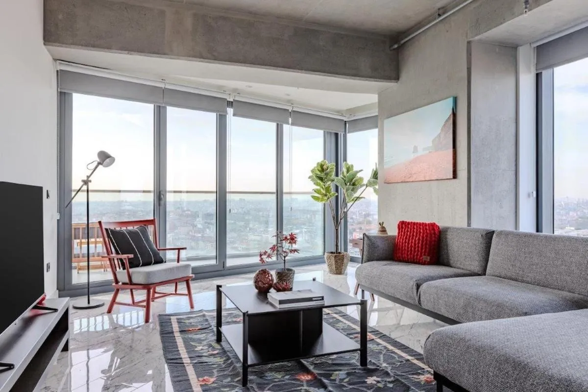Image 6 of Beautiful Elegant 1bd Private Terrace Gem! #333