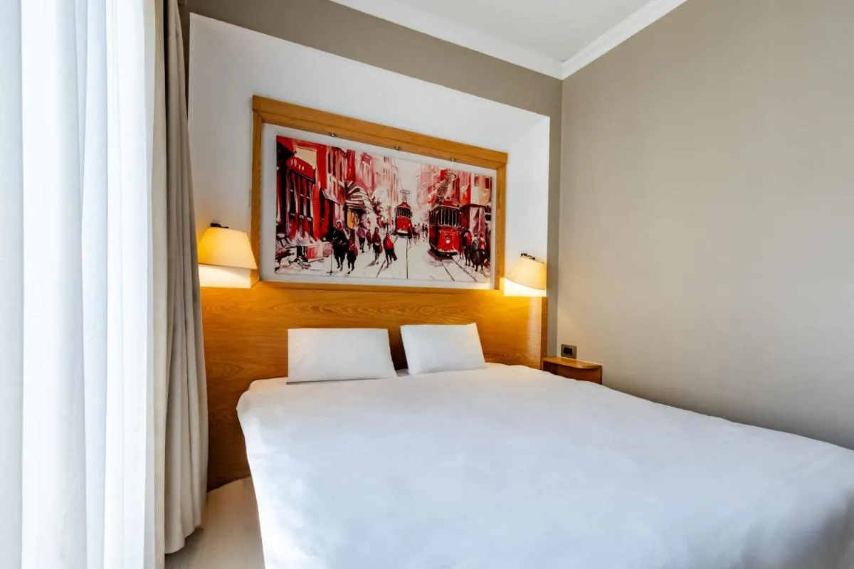 Image 2 of Beyoglu MLS Hotel