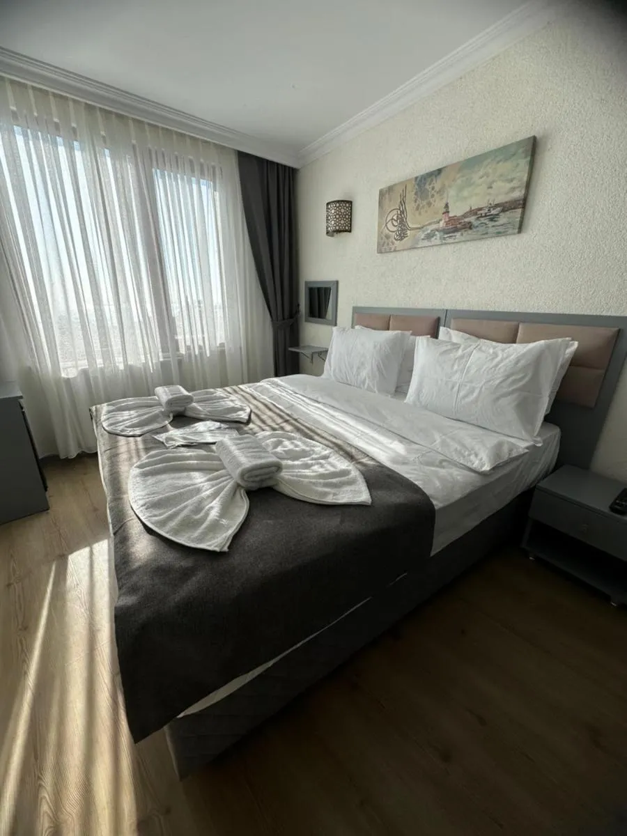 Image 1 of Big Orange Hotel Old City