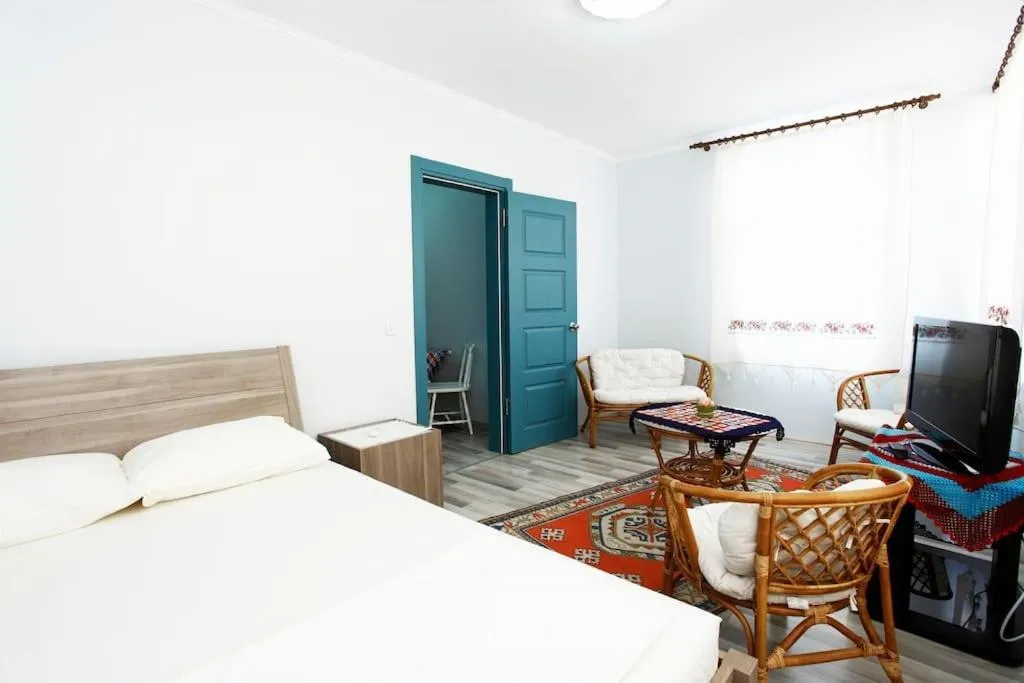 Image 1 of Blue Suites by V