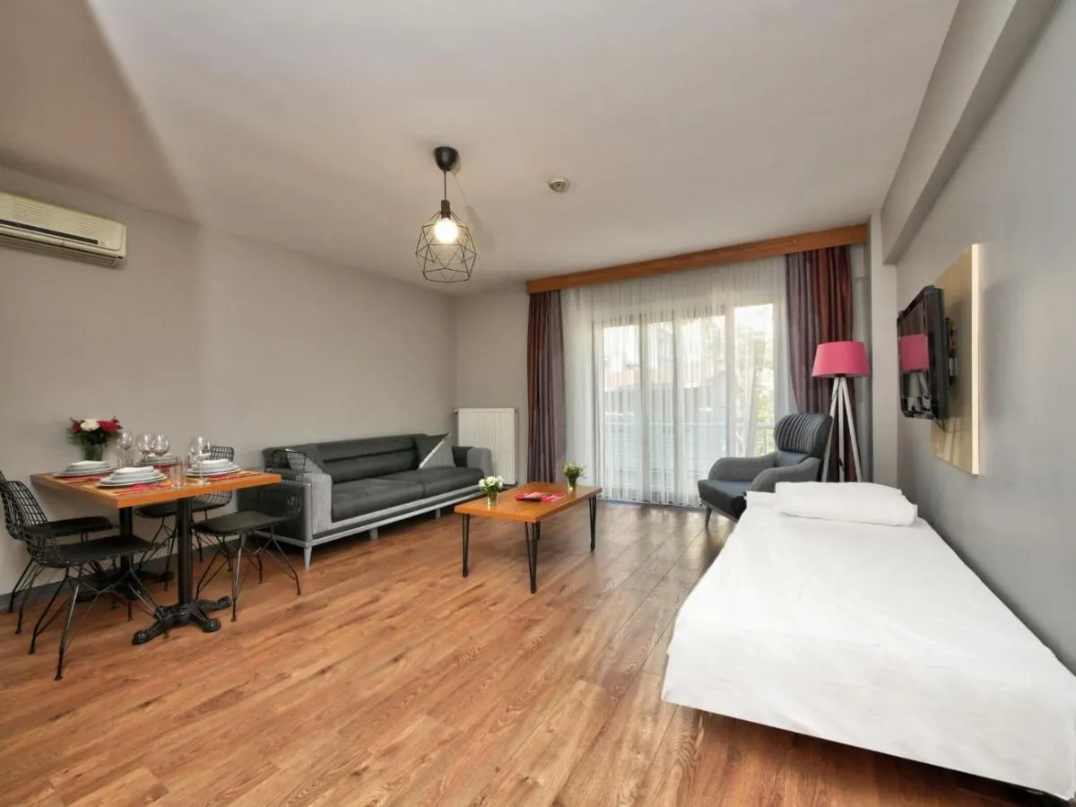 Image 1 of Blueway Hotel