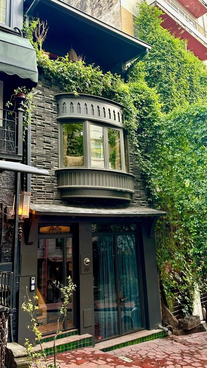 Image 4 of Boheme House with Bathtub & Terrace