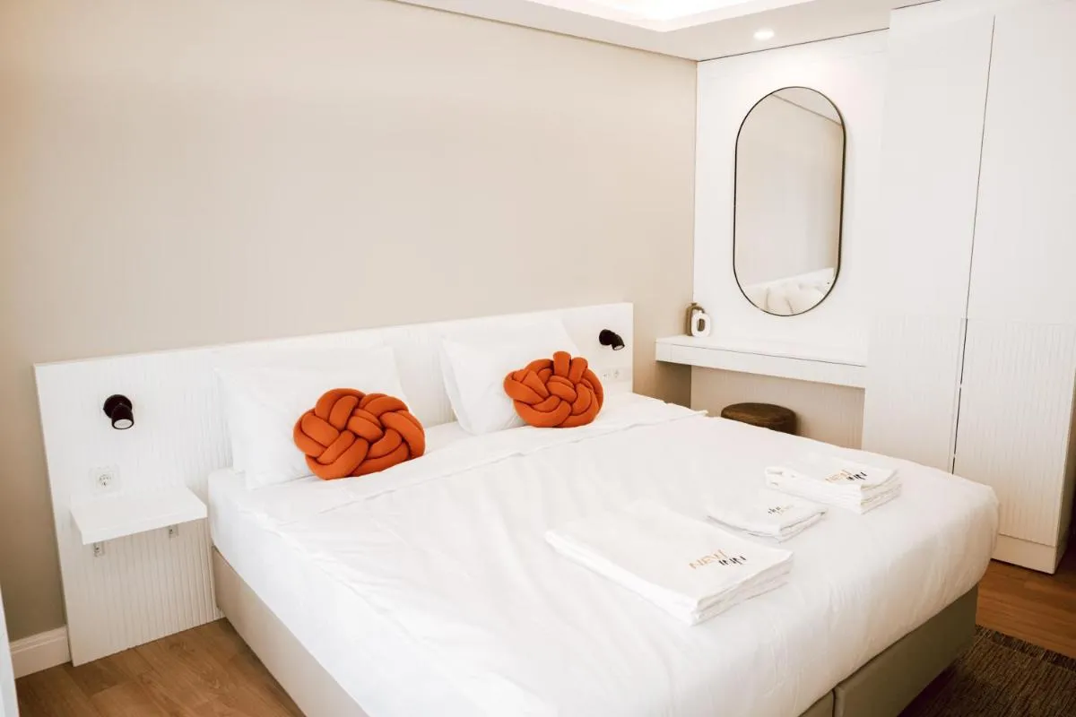 Image 6 of Bolahenk Suites