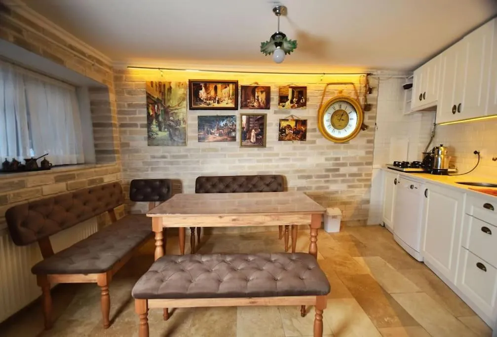 Image 2 of Bonjour Suit Private Triplex Apartment