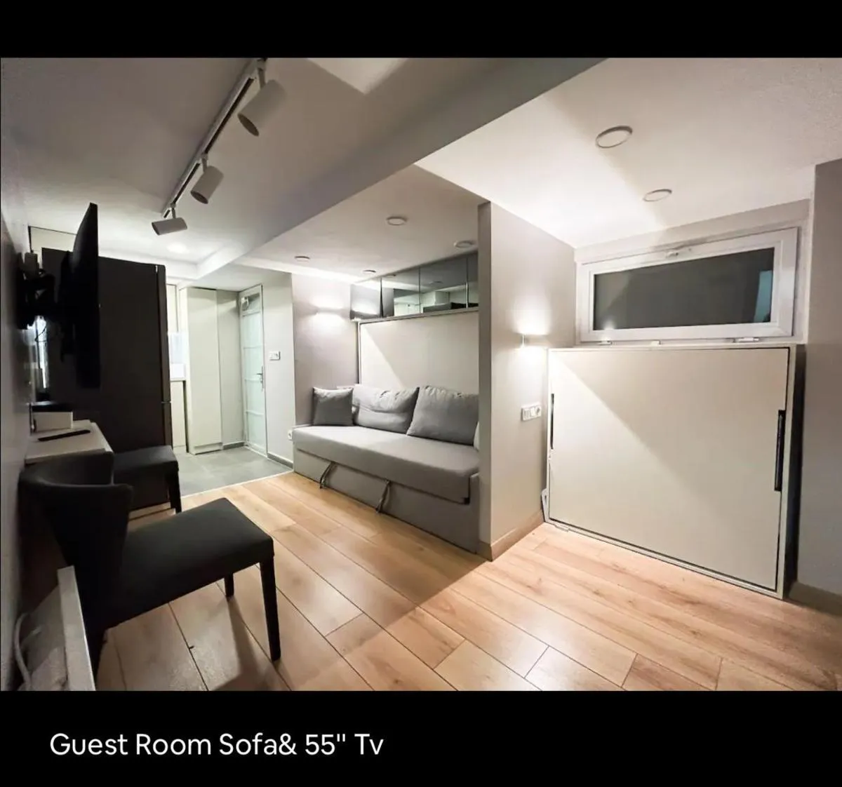 Image 4 of Bosphorus Designer Suite Seperate Guest room