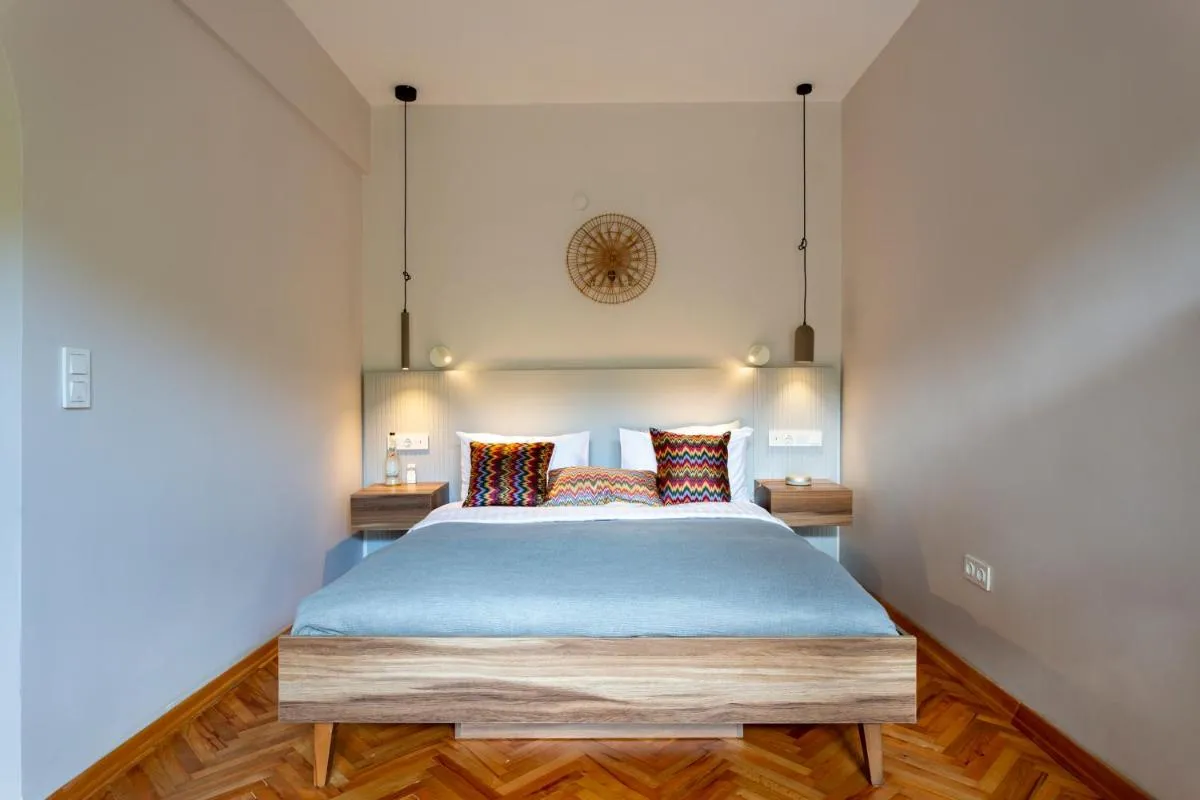 Image 4 of Bosphorus Panoroma Designer Suite, optional butler