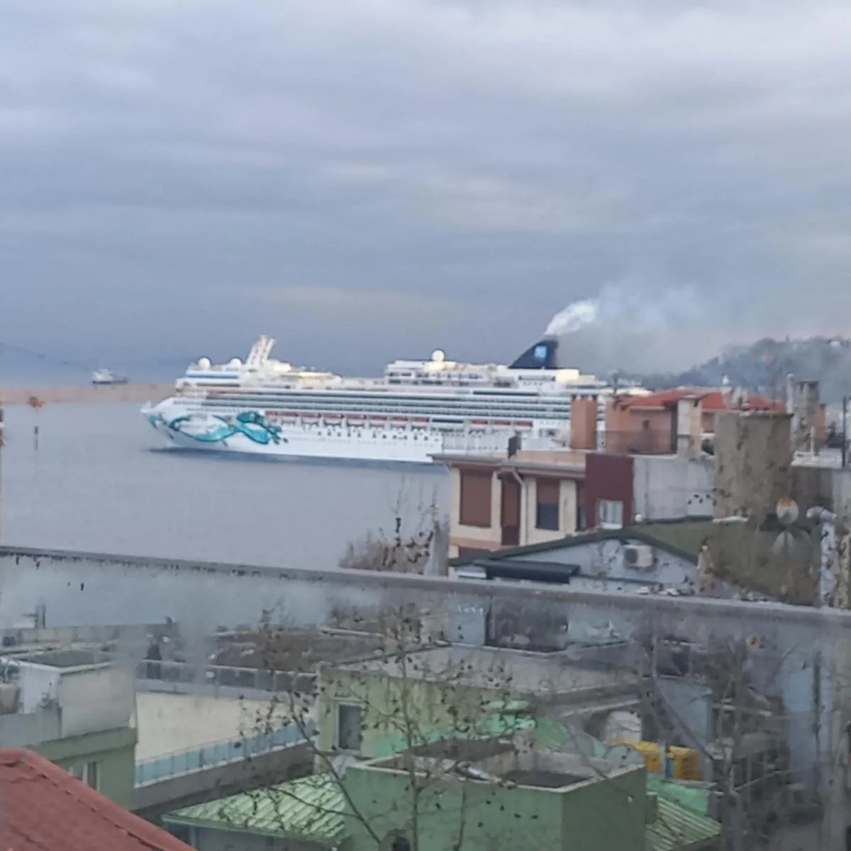 Image 5 of Bosphorus view-Airport shutle-High Speed WIFI-Private parking