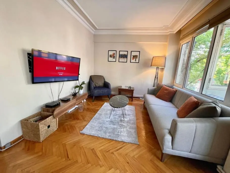 Image 2 of Bright Cozy Stacked Home Ideally Located n Kadikoy