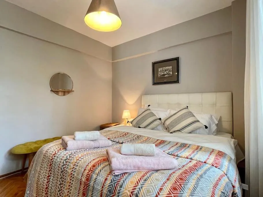 Image 5 of Bright Cozy Stacked Home Ideally Located n Kadikoy