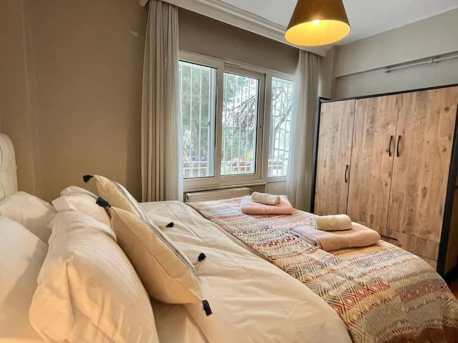 Image 6 of Bright Cozy Stacked Home Ideally Located n Kadikoy