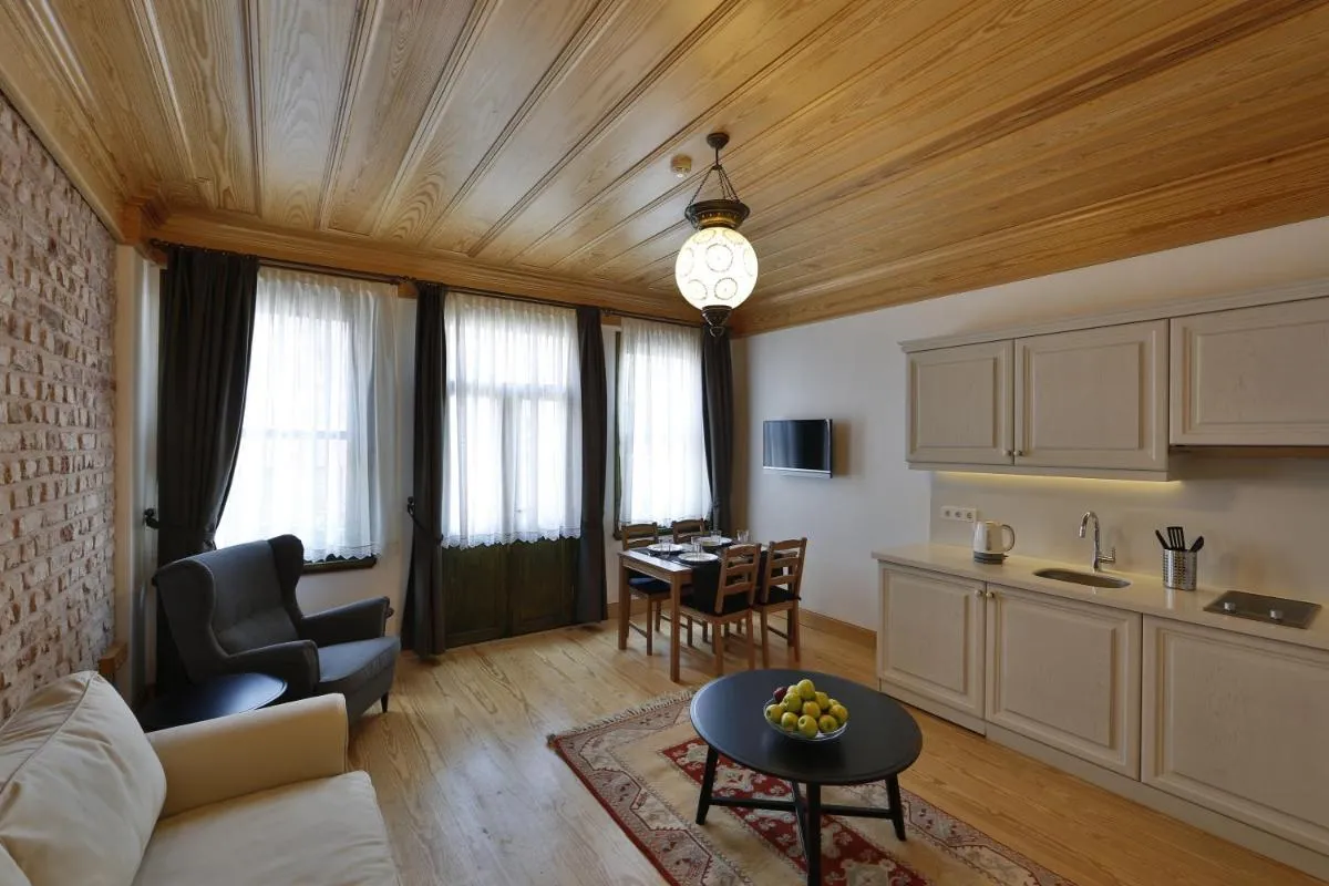 Image 2 of Catirga Konak Apartments
