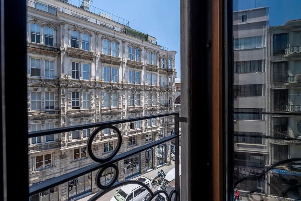 Image 3 of Central Apartment vith Sea View
