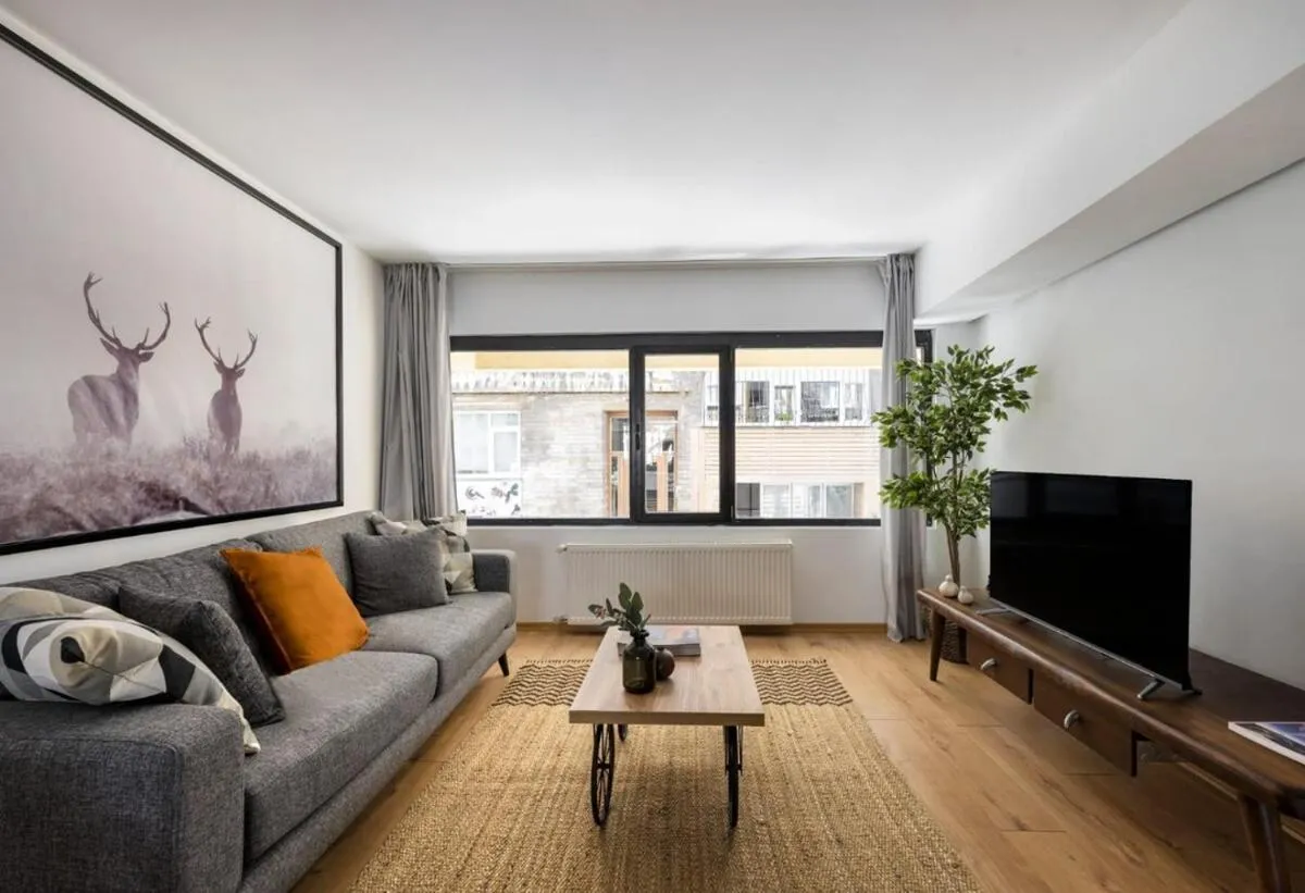 Image 1 of Charming Cozy 2bed1bath Shoreline Bebek! #95