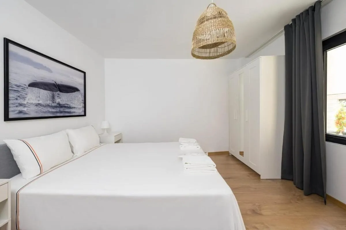 Image 4 of Charming Cozy 2bed1bath Shoreline Bebek! #95