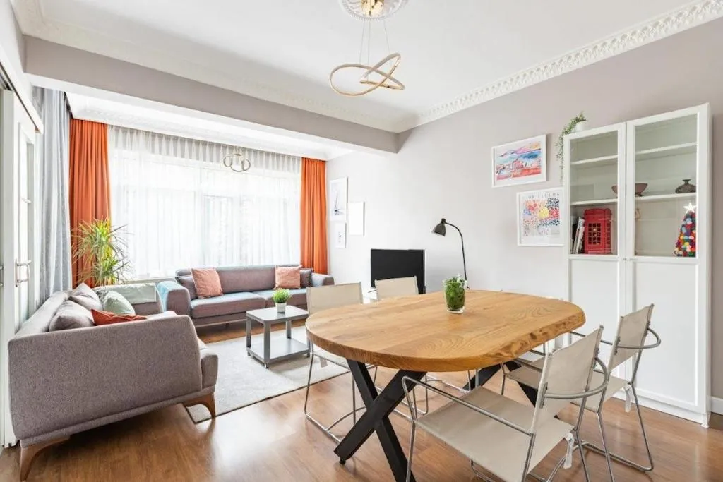 Image of Charming Modern 1bd Airy Kadikoy Gem! #308